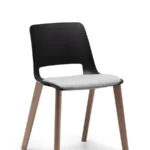 Unica Timber 4 Leg with Seat Pad 1